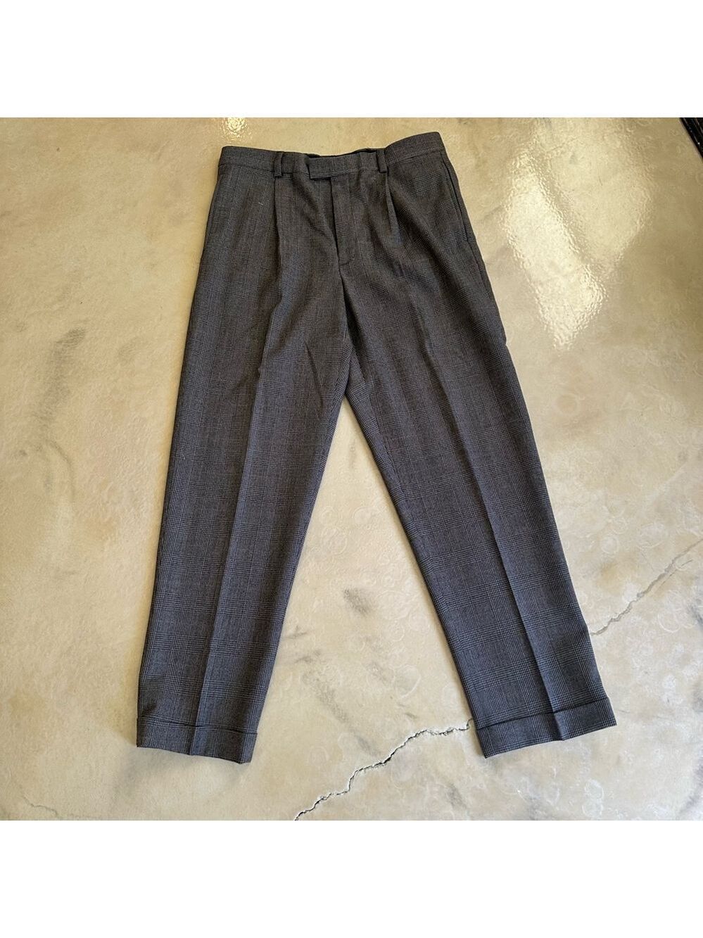 Eddie Bauer Plaid Dress Pants 33x32 Pleated Business Casual Trousers